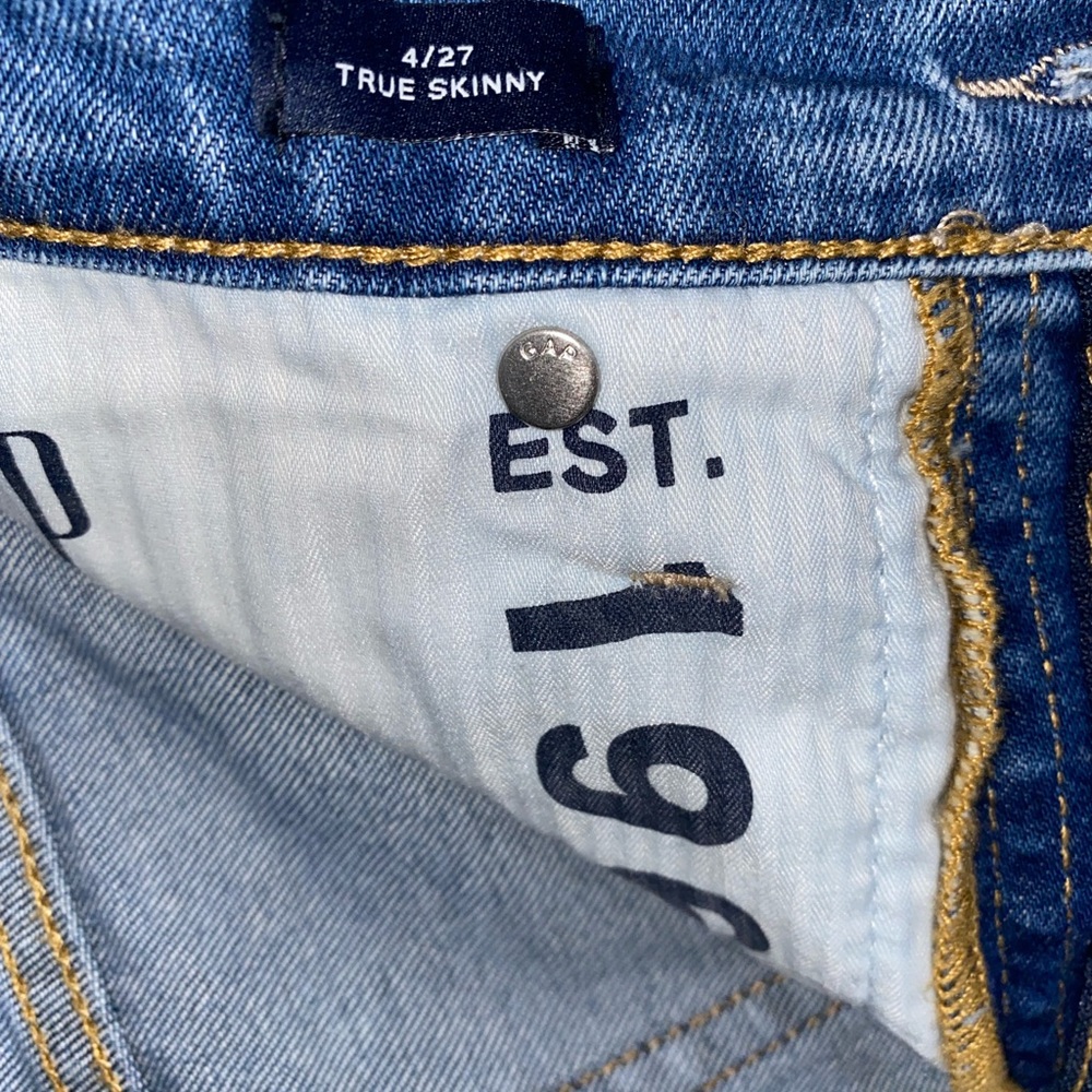 TWO Used GAP Jeans
